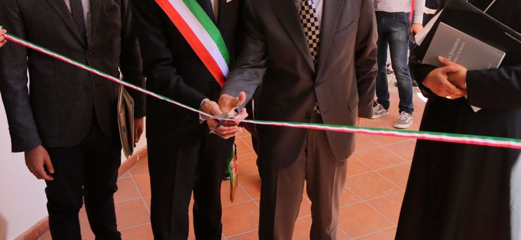 un paese pluricentrico