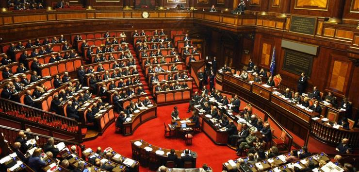 beato il popolo che non ha bisogno di&nbsp;eroi